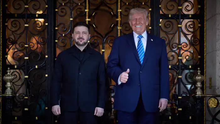 Зеленский просит Трампа стать 'щитами' Украины на десятилетия вперед Атырау