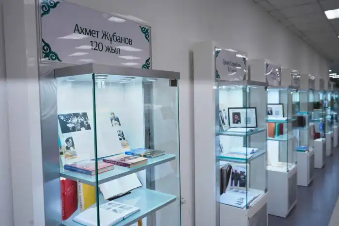 Выставка о наследии 16 выдающихся личностей открылась в Алматы (2)