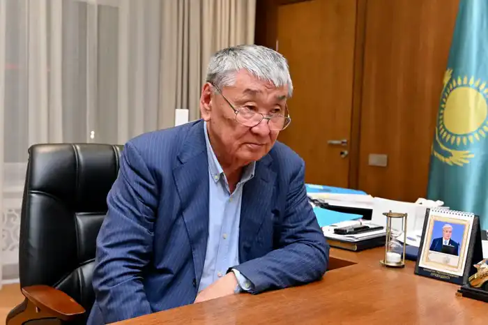 Словесные мосты: встреча акима с поэтом для культурного диалога Атырау