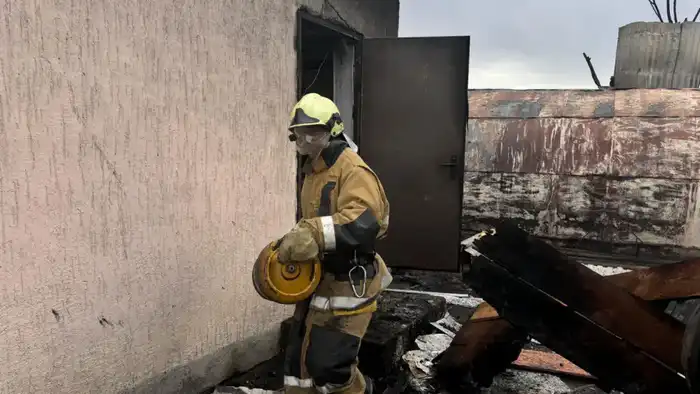 Пожарные совершили 71 тысячу выездов в 2025 году, спасая жизни людей Атырау