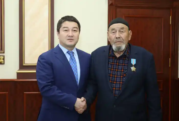 Награждение тружеников Казахстана: международное признание за трудовые достижения Атырау