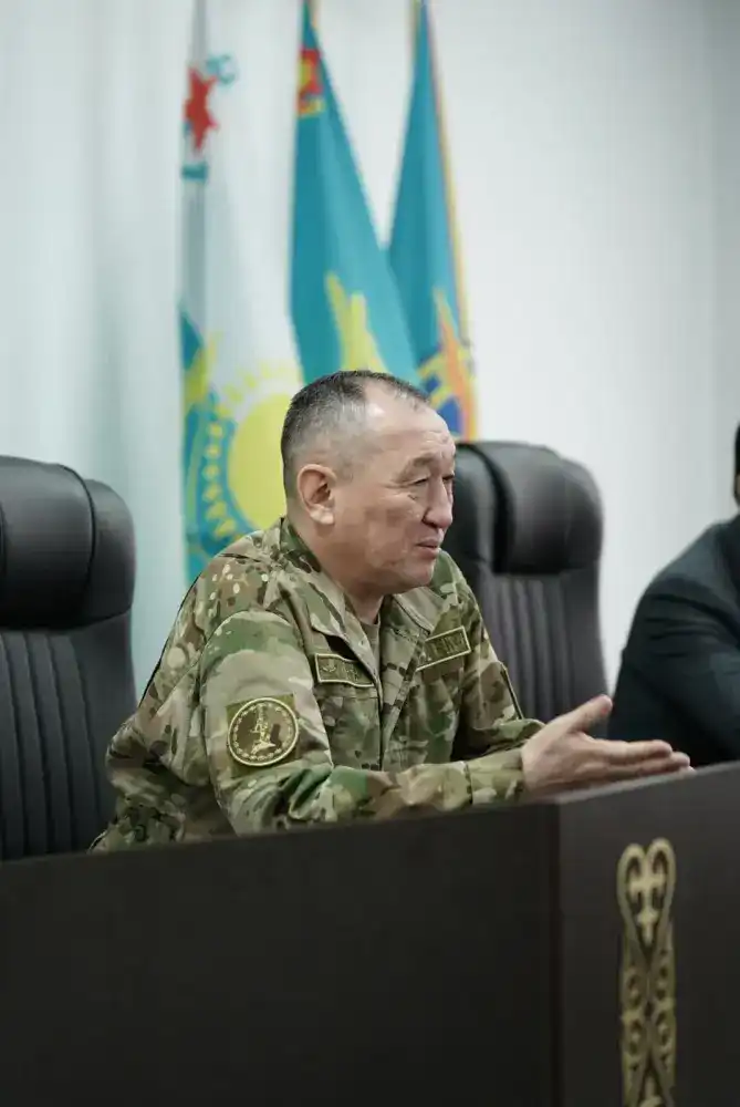 Посещение министра обороны Казахстана в Кызылординской области Атырау