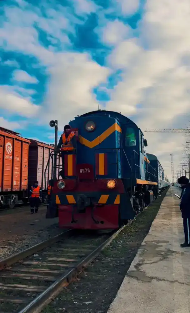 Путешествие с комфортом: новые вагоны возрождают маршрут Актобе – Мангистау Атырау