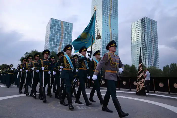 Казахстанская Национальная гвардия задерживает почти 18 тысяч нарушителей в преддверии праздника Атырау