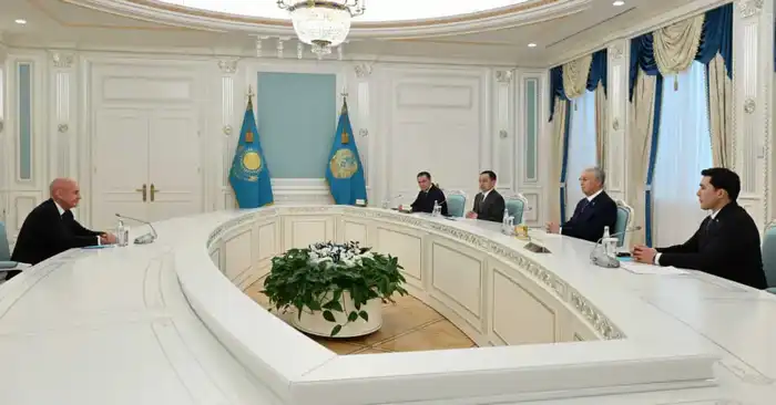 Глава государства принял президента Международной федерации лыжного спорта и сноуборда (FIS) Йохана Элиаша Атырау