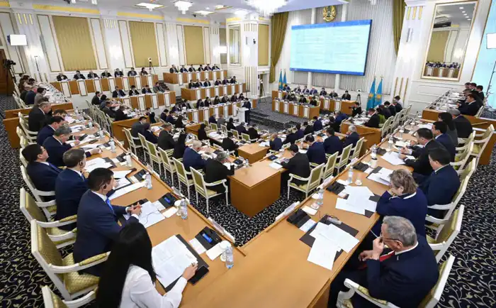 Комиссия по Конституционной реформе представила проект новой редакции Основного Закона (3)