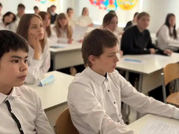 В Риддере прошла встреча для подростков, посвященная безопасности в интернете Атырау