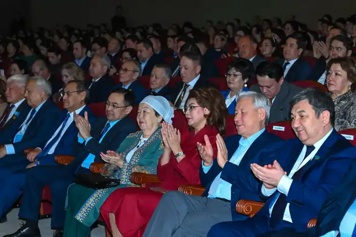 Гала-концерт в Кызылорде: 80-летие поэта Шомишбая Сариева в центре внимания Атырау