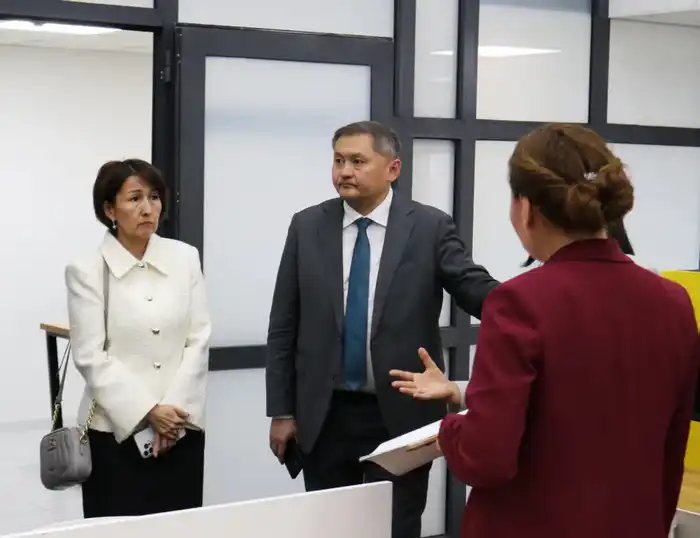 В рамках программы «AI-Sana» 100 тысяч студентов освоят алгоритмы искусственного интеллекта (4)