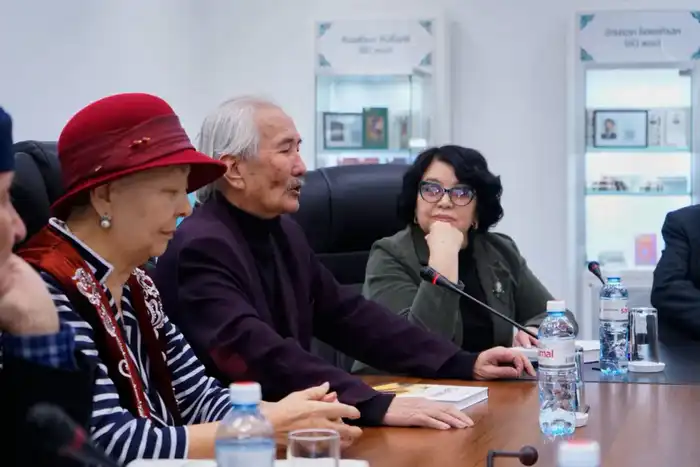 Словесный мост через время: память о Жакау Дәуренбекове в Алматы Атырау