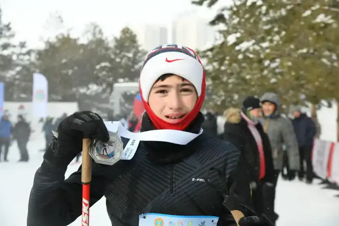 Массовые лыжные гонки прошли в Астане Атырау
