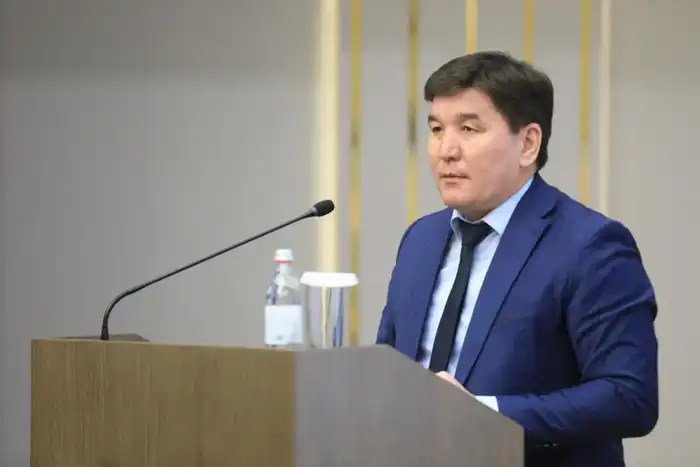 Актюбинская область: активные меры по зимнему содержанию дорог Атырау