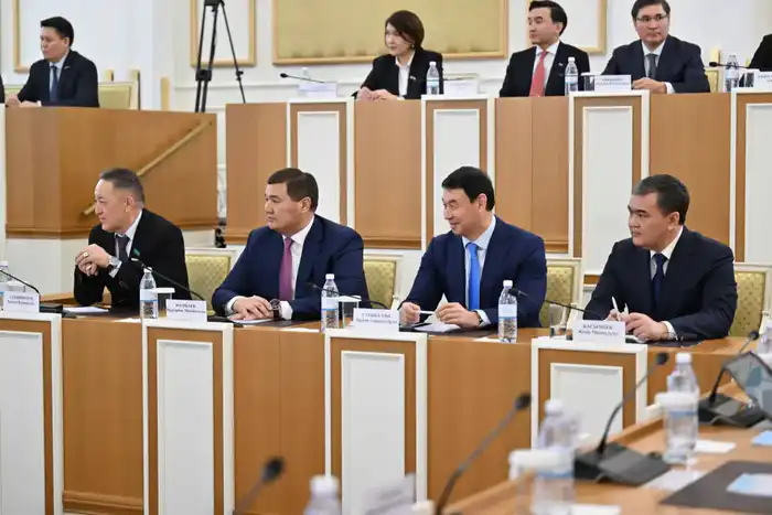 Первое заседание Комиссии по Конституционной реформе в Казахстане: шаг к политической модернизации Атырау