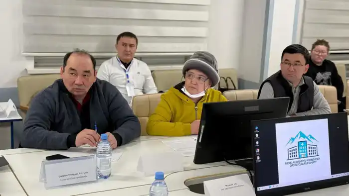 В больницу доставлены 22 подростка с гастроэнтеритом, состояние удовлетворительное Атырау
