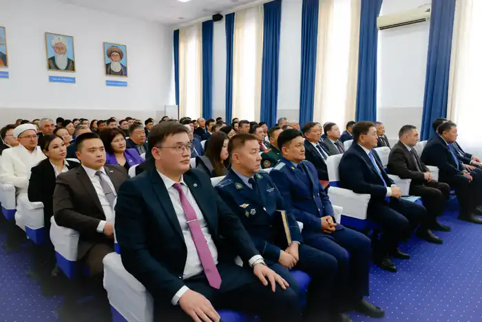 Жетісуский аким Бейбит Исабаев представил нового акима Кербулакского района Жаната Жунусбекова Атырау