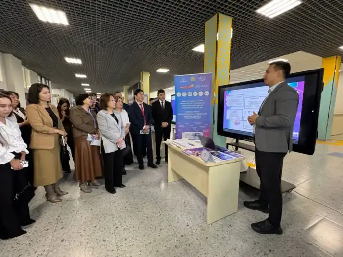 Тренинг по EdTech и искусственному интеллекту в Алматинской области: педагоги совместно исследуют новые подходы к обучению Атырау
