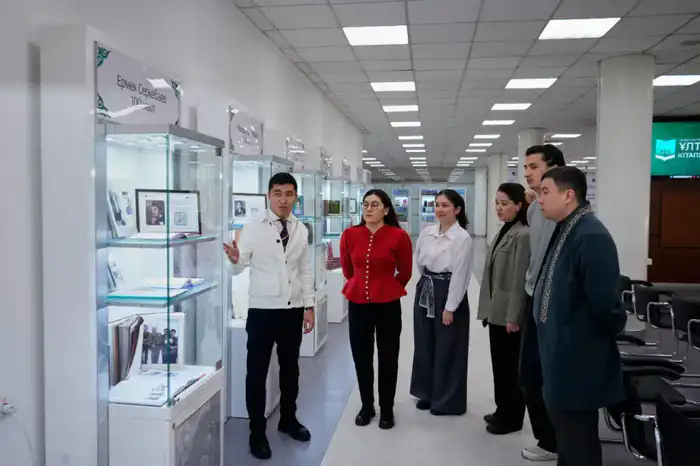 Выставка о наследии 16 выдающихся личностей открылась в Алматы (6)