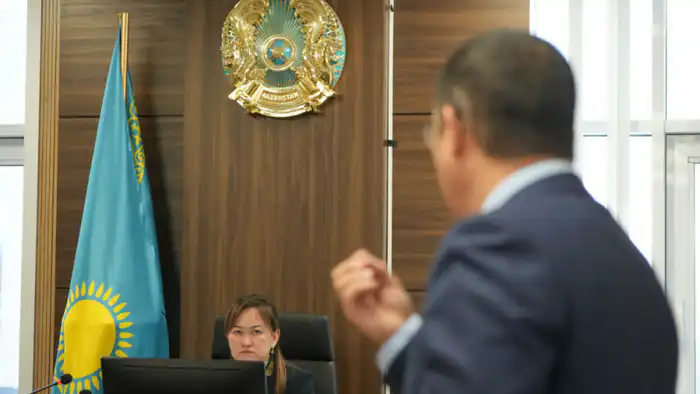 В Астане завершился допрос свидетелей по делу о мошенничестве на сумму почти 1 миллион долларов: отец Бишимбаева рассказал о своих попытках вернуть деньги Атырау