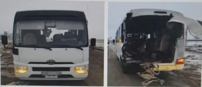 Трагедия под Атырау: столкновение автобуса со спецтехникой унесло жизни людей Атырау