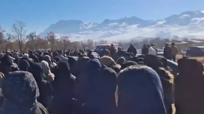 Иран в огне: протесты, как буря в пустыне, сотрясают основы режима Атырау