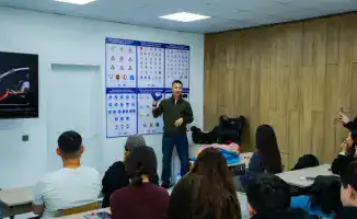 Обсуждение детской дорожной безопасности для будущих водителей в Астане: акцент на ответственности и соблюдении правил