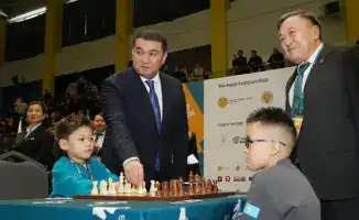 Шахматный турнир: 1052 юных стратегов в Туркестане!