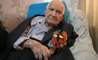 В Алматы отпраздновали 100-летие фронтовика-связиста Анатолия Назаровича Попова
