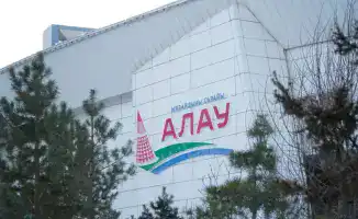 Аким Акмолинской области Марат Ахметжанов провёл встречу с конькобежцами, готовящимися к XXV зимним Олимпийским играм