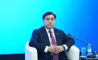 Кадры будущего: Казахстан запускает программу подготовки госслужащих к эре искусственного интеллекта