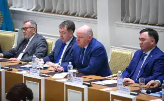 Председатель Высшего Судебного Совета Дмитрий Малахов принял участие в очередном заседании Конституционной комиссии