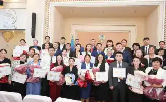 Награждение победителей олимпиад в Мангистау: шаг к развитию спорта и образовательной инфраструктуры в регионе