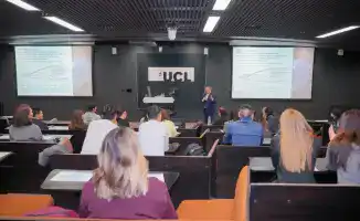 Министр образования Казахстана Саясат Нурбек обсудил будущее высшего образования с казахстанскими студентами в Лондоне