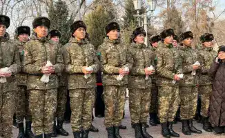 В Алматы прошла церемония в честь 114-летия со дня рождения Динмухамеда Кунаева с участием его потомков и экскурсиями по музею