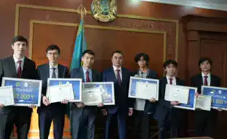 Награждение призёров Международной Жаутыковской олимпиады: акцент на развитие образования в Карагандинской области