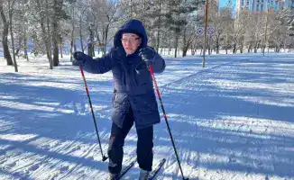 Зимние вершины: пенсионеры Астаны покоряют лыжные склоны и ледяные воды