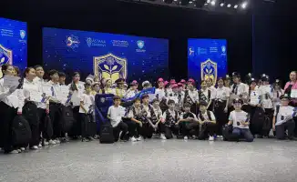 финал чемпионата по финансовой безопасности QARZHYSKILL для учащихся 6–7 классов