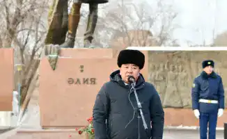 В Актюбинской области прошли мероприятия в честь Алии Молдагуловой, подчеркивающие важность патриотизма и сохранения исторической памяти.