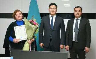 40 лет безвозмездного патриотизма: улицы Жетысая цветут!