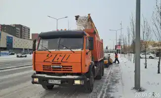 Астана продолжает борьбу со снегом: более 23 тысяч кубометров вывезено за ночь