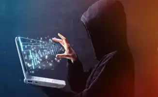 Атырауский блогер «Хакер» объявлен в розыск по линии Интерпола, подтвердили в департаменте полиции Атырауской области.