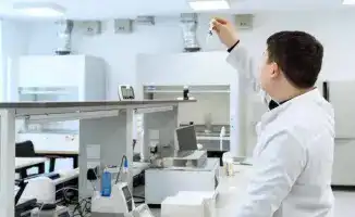Медицина будущего: как новые поликлиники и искусственный интеллект меняют облик здравоохранения столицы в 2025 году