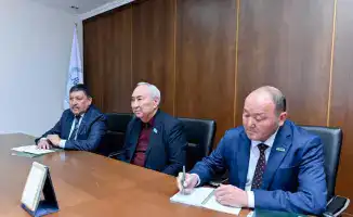 Вместе к урожаю: Аким области Абай и депутат Жигули Дайрабаев обсудили сельскохозяйственные горизонты