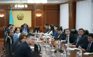 На расширенном совещании в Агентстве обсудили вопросы культуры работы в госсекторе
