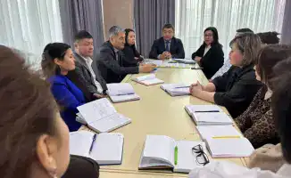 Госслужащие ВКО: как убить коррупцию на корню?