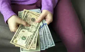 Выплаты детям Казахстана: когда ждать деньги на счета