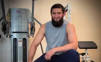 Чимаев против Перейры: битва за белый дом UFC!