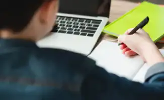 Переход на новую образовательную платформу в Казахстане: что ждет школьников и учителей после отказа от Kundelik.kz?