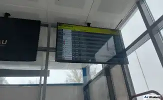 В Международном аэропорту Атырау имени Хиуаз Доспановой продолжаются работы по ликвидации последствий неблагоприятных погодных условий на взлётно-посадочной полосе, что привело к приостановке рейсов.