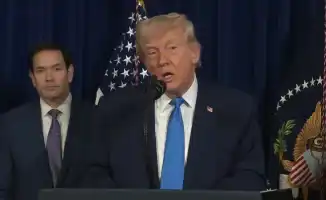 Трамп анонсировал увеличение поставок венесуэльской нефти, что может повлиять на глобальные энергетические рынки и социальные отношения между странами