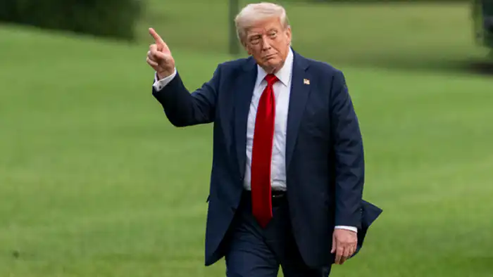 Американский лидер Дональд Трамп раскритиковал европейских лидеров за их внимание к вопросам, связанным с Гренландией, вместо того чтобы сосредоточиться на войне в Украине. Он считает, что текущие проблемы в Европе требуют более серьезного подхода и приор Атырау